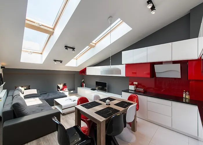 Cozy And Large 62 M2 With Air Conditioning, Old Town